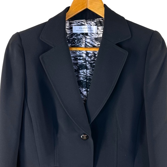 Tahari Arthur S. Levine Black Blazer w/Shiny Black Metal Buttons & Studs Size 6 - Picture 6 of 12